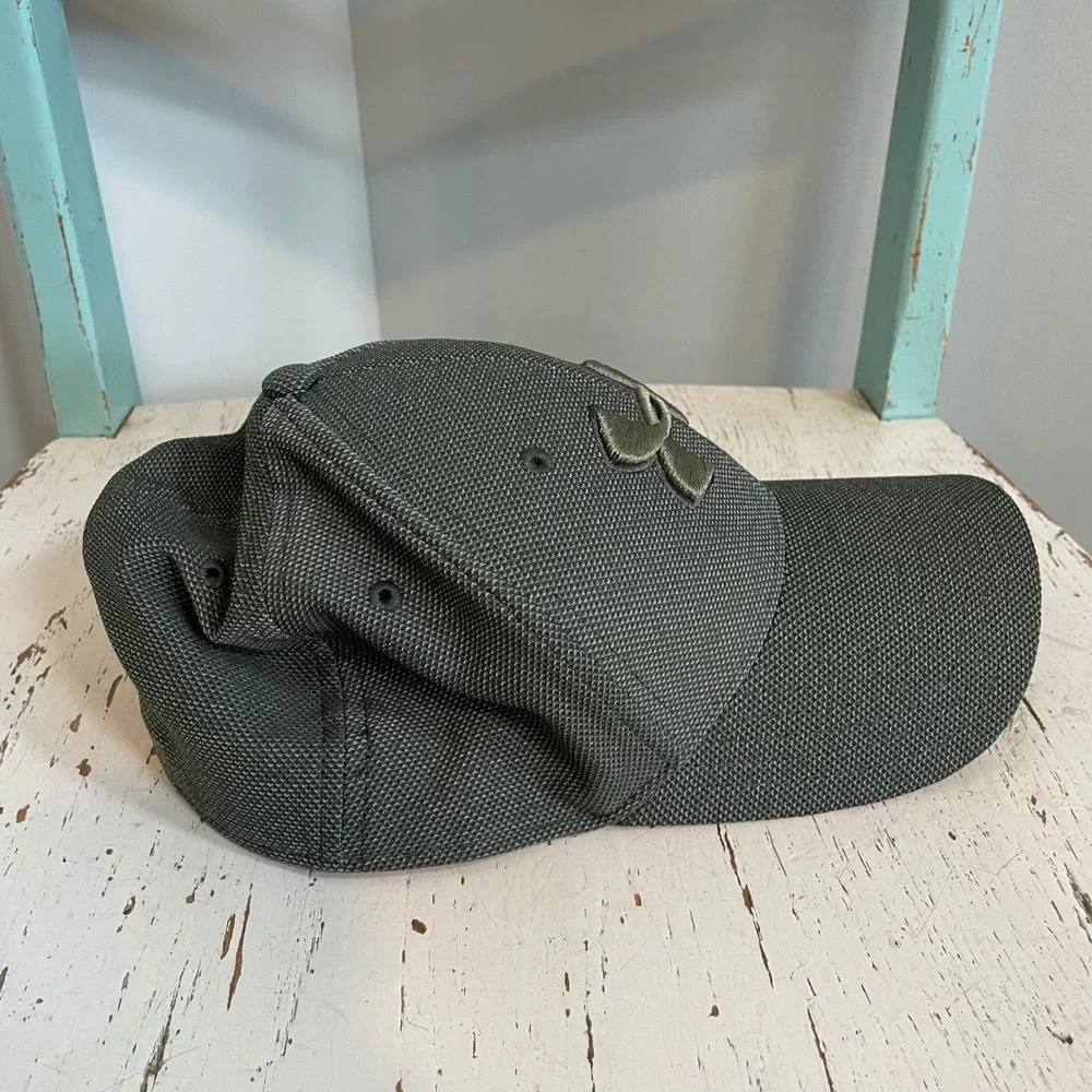 Under Armour Boys Blitzing 3.0 Hat Olive Green S/M‎ 1305037-310
